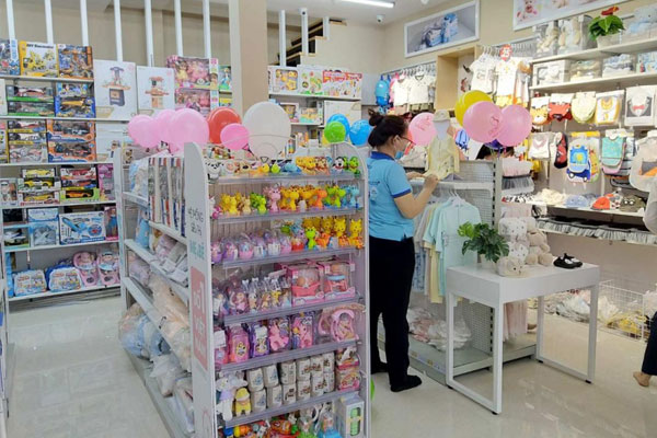 Cửa hàng đồ chơi Quỳnh Quảng