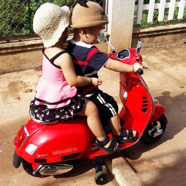 Xe được thiết kế phù hợp cho cả bé trai và bé gái