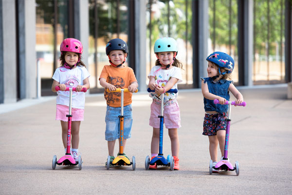 Lựa chọn xe trượt scooter phù hợp với độ tuổi của trẻ