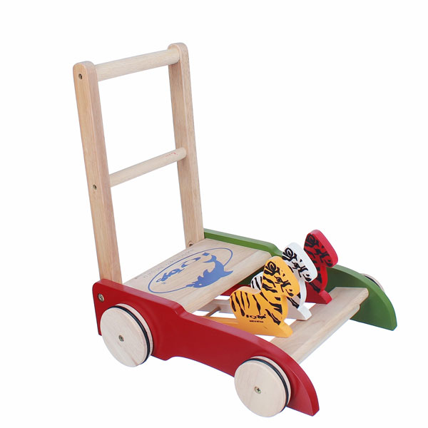 Xe tập đi gỗ IQ Toys được thiết kế đơn giản, màu sắc bắt mắt