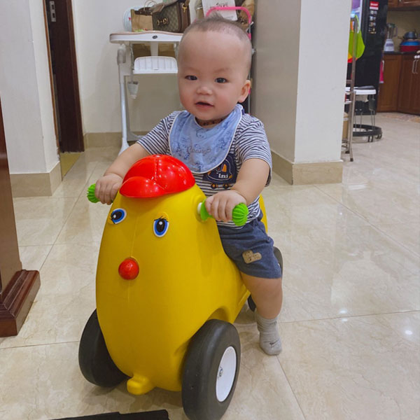 Xe chòi chân ZK1025 phù hợp cho bé từ 1-4 tuổi