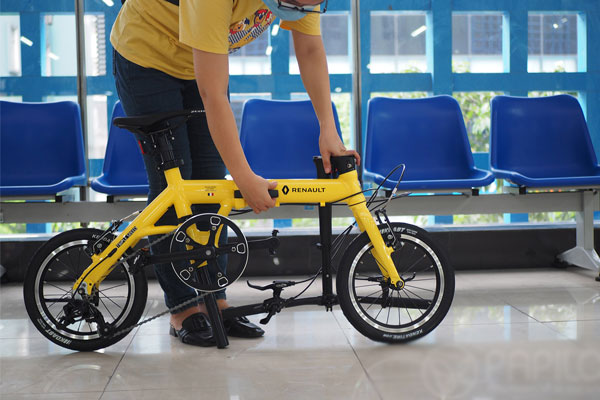 Xe đạp trẻ em gấp gọn được thiết kế thông minh, tiện lợi