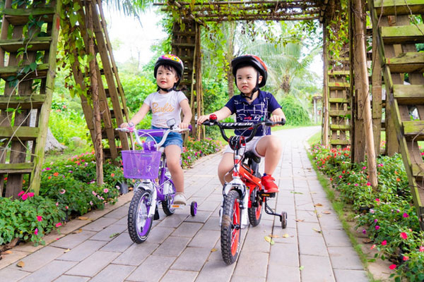 Lựa chọn xe đạp phù hợp với độ tuổi của bé